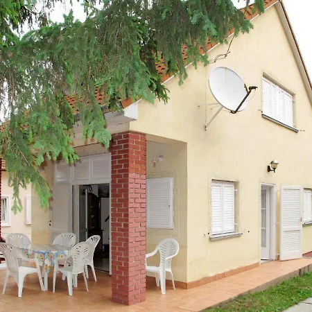 Holiday Bihari Holiday home